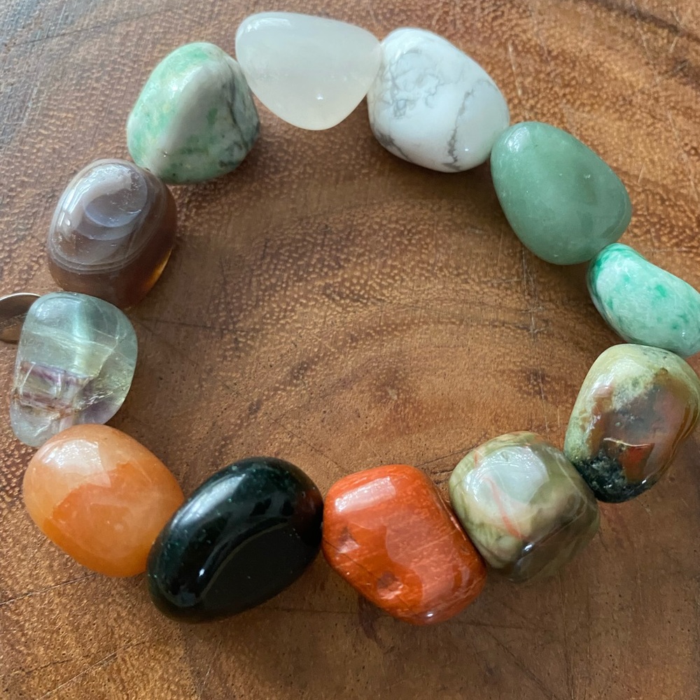 Bracelet beautiful Quartz stones